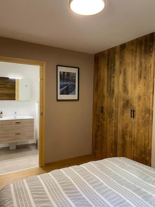 Gorgeous 2 Bedroom, 2 Full Bath, Ski In Apartment! Winner Of 2025 And 2024 Traveller Award! Морзин Экстерьер фото